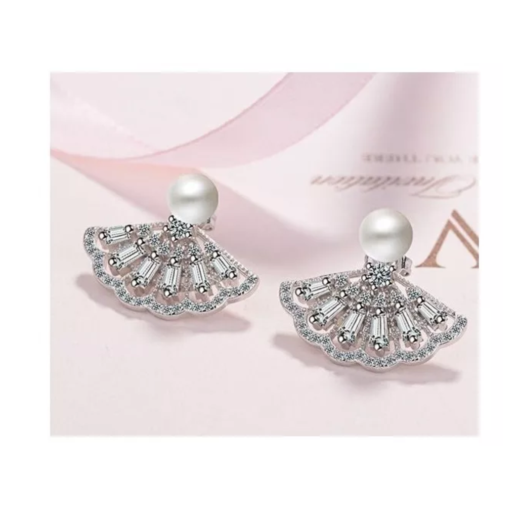 Pendientes O Aretes Plateados Tipo Abanico Perlas Imitación