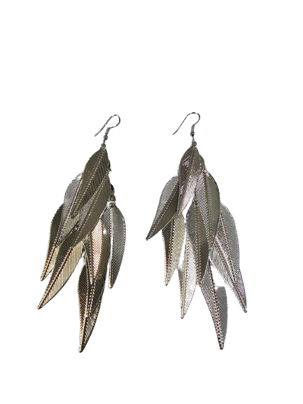 Aretes Plateados Colgantes Largos En Forma De Hojas